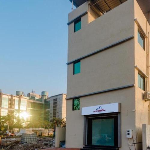Hotel Everest Inn – Bombay/ Mumbai, KY