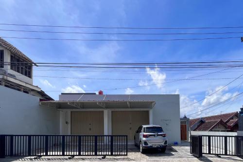 Pintu masuk, RedDoorz Syariah Omah Audrey near RSI Kota Magelang in Magelang