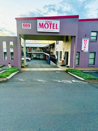 Downs Motel, Toowoomba