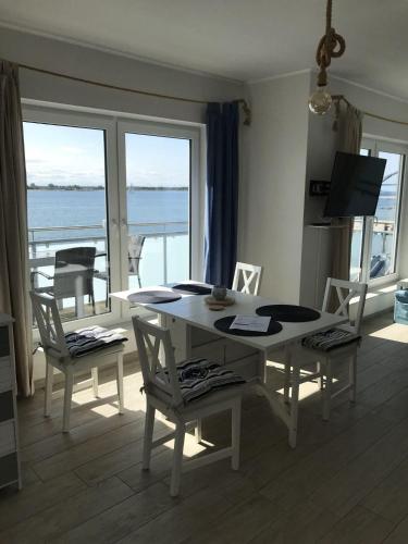 Facilities, Strandhaus-Appartment-Rauchschwalbe in Fehmarnsund