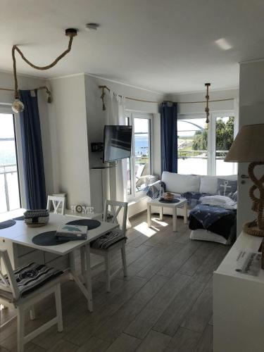 Facilities, Strandhaus Appartement - Seeschwalbe OG in Fehmarnsund