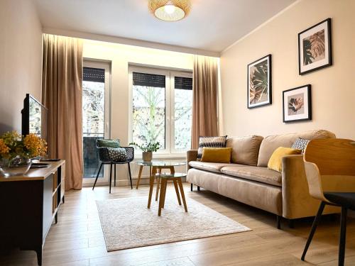 Prywatny Parking przy Starowce Apartament Logan by Rentoom - Torun