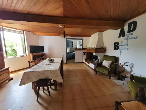 Gîte Puivertain gîte à louer Campbonnaure