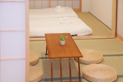 CU Host 道頓堀贰号公館