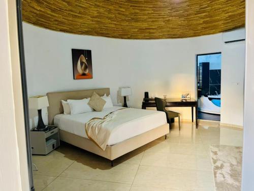 Sen hôtel (Sen hotel) in Saly