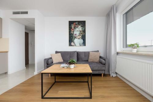 Ursynów Apartment with Desk & Balcony by Noclegi Renters - image 2