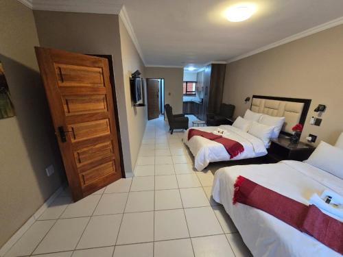 Krevet, La Majestic Guest Lodge in Pretoria