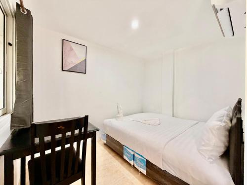 Double room, economy