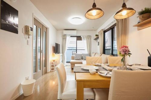 Shinjuku Private Family House Entire 3 Story Home for 9