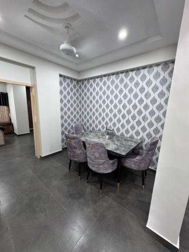 Morbex Inn Hotel - image 2