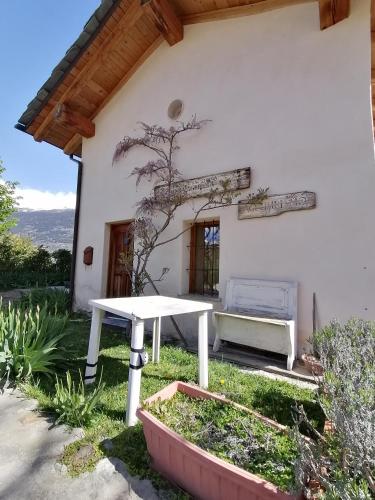 Il noce e la strega in Villeneuve
