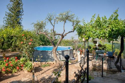 Swimming pool, Rustic Retreat - Private Pool in Nature's Embrace in Tilisos