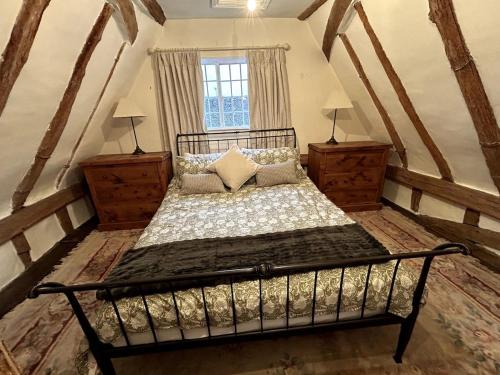 Beautiful Cottage opposite Hedingham Castle! in Castle Hedingham