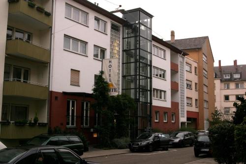 Hotel Elite - image 12