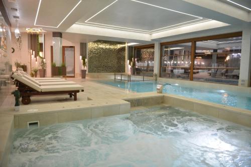 Ивелия Хотел и Спа - Ivelia Hotel & SPA in Garmen