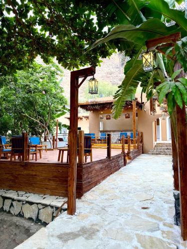 Nomad Inn Tiwi Albir in طيوي