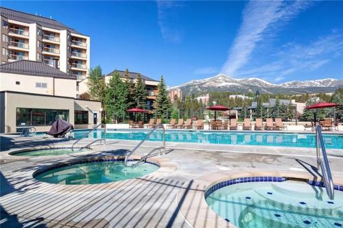 Main Street Junction in Breckenridge, USA