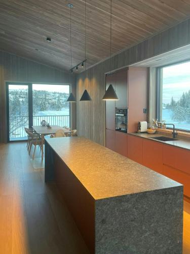 Viesnīcas āriene, Architect Designed Mountain Cabin At Kvitfjell in Fåvang