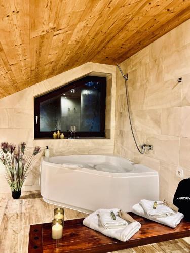 Wolfstein - Le Boutique Hotel 4