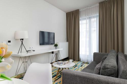 Baltic Park - Apartament z Balkonem i Parkingiem by Noclegi Renters - image 5