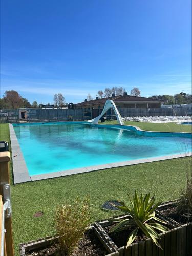 مسبح, Skrea Camping in فالكنبيرج