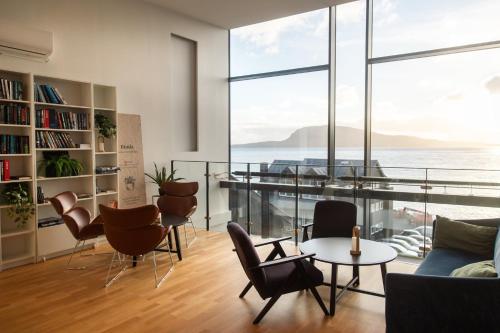 Pub/Hol, Hotel Djurhuus in Torshavn