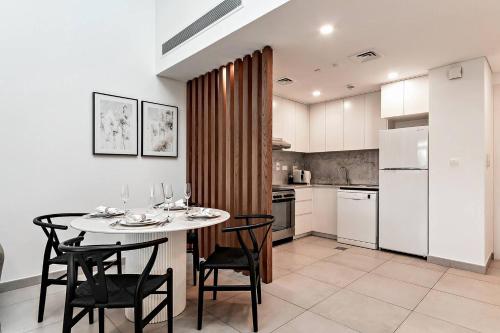 Modern 1BR Apartment Lamtara 3 in Um Suqaim Third, Dubai (foto 9)