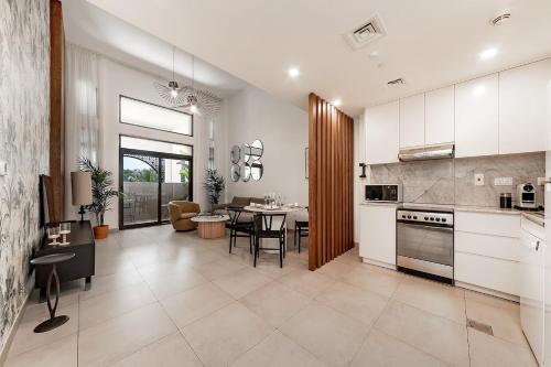 Modern 1BR Apartment Lamtara 3 in Um Suqaim Third, Dubai (foto 5)