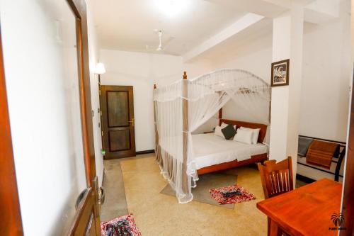 Plant Mama Guest House - image 4