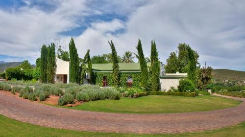 Berluda Farmhouse and Cottages