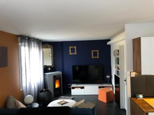 Appartement standing 2 personnes tout équipé terrasse, stationnement facile et gratuit dans quartier des arènes - Location saisonnière - Bayonne