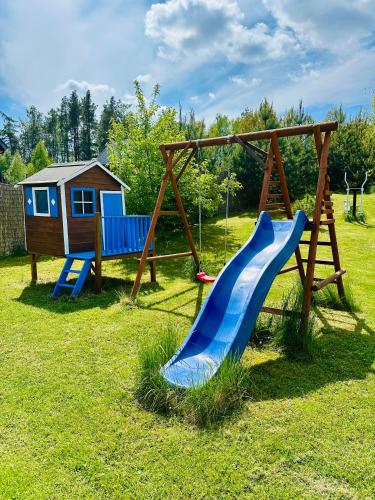Dolina Bella - domek z balią, basenem, sauną i klimatyzacją w sercu Kaszub (Dolina Bella - domek z balia, basenem, sauna i klimatyzacja w sercu Kaszub) in Sikorzina