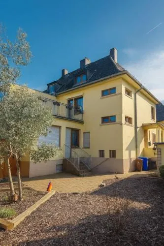 Duplex Schlafzimmer in Haus in Jülich, Deutschland