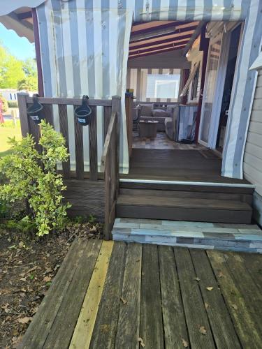 Mobilehome 5 personnes - Location saisonnière - Les Mathes