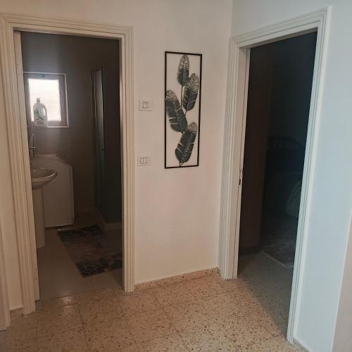 Central Bethlehem Apartment in 로드