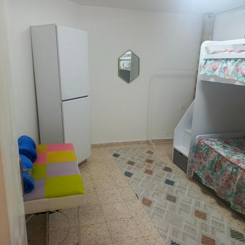 Central Bethlehem Apartment in 로드