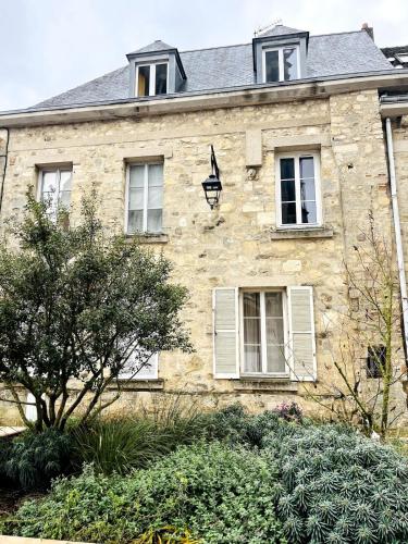 La vue sacrée (La vue sacree) in Laon