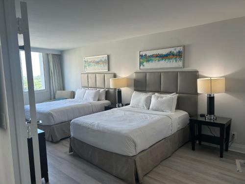 Ocean Breeze Condo - Intracostal and Ocean views at GalleryOne 3