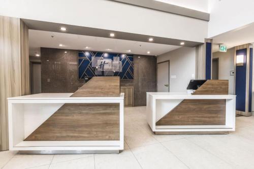 Holiday Inn Express Calgary South By IHG - 숙소 외관