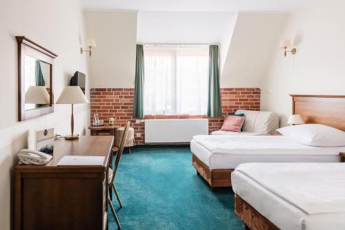 Comfort Triple Room with Shower