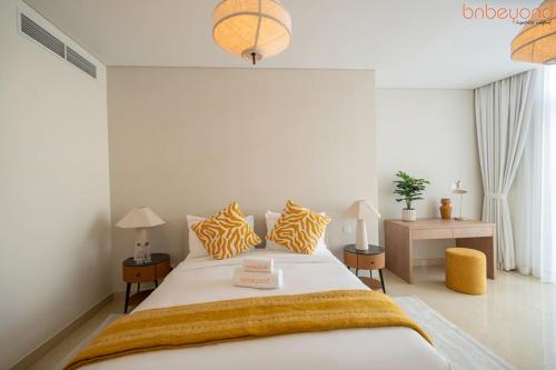 3BR Skyline Burj Panorama with Infinity Pool Vibes - image 6