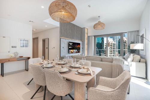 Mahogany 23 - 2BR 10PAX - Burj Khalifa View Central - image 2