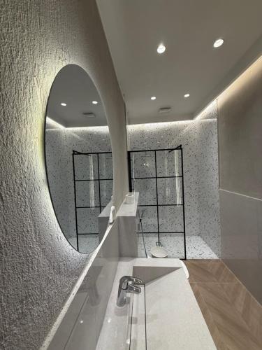 amazing rooftop-studio at abdoun 702 - image 2