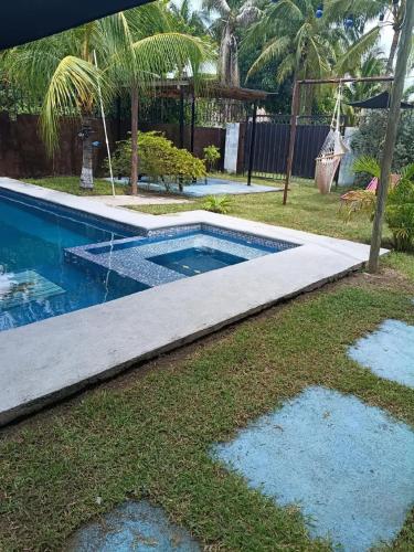 Beach house Bris'C in Monterrico