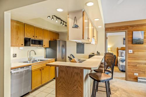 Bear Claw 203 - image 9