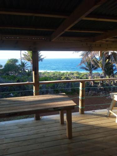Off-grid Ocean View Hideaway in Mangaia in Mangaia
