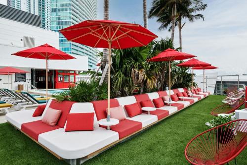 Pool, citizenM Miami World Center in Miami (FL)
