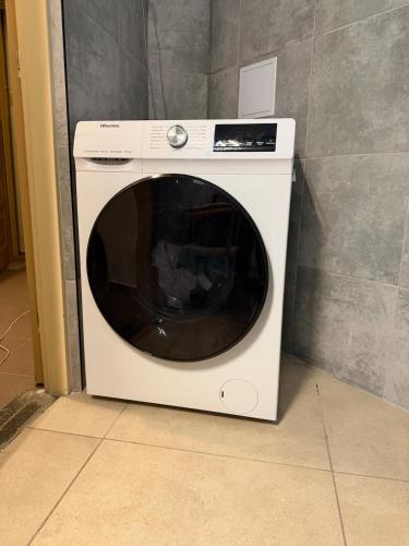 City Cozy Apartment in Komorni Lhotka