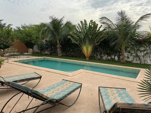 مسبح, Villa Warang in Ouoran