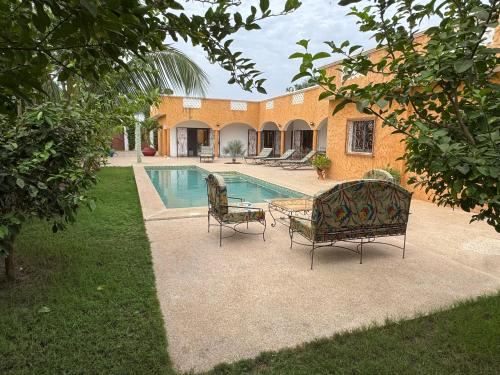 منظر, Villa Warang in Ouoran